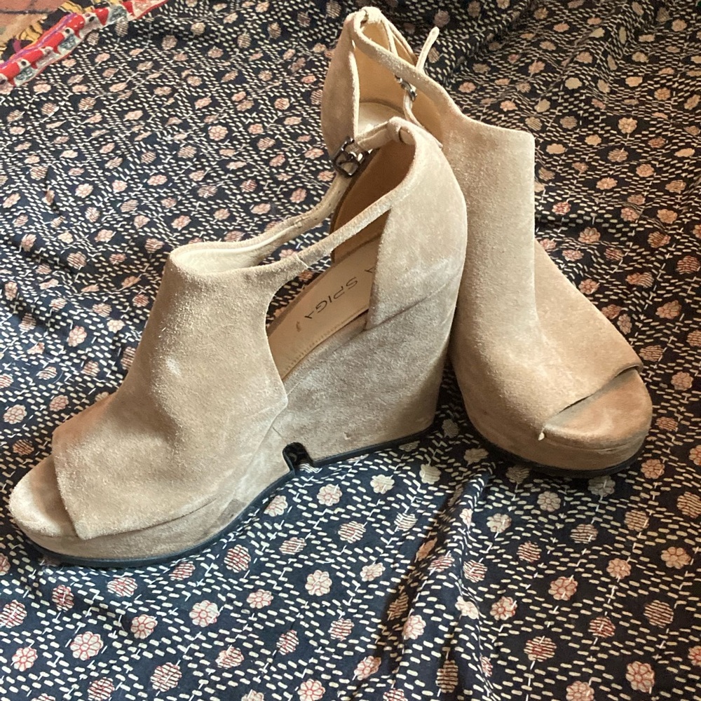 Via Spiga Suede Wedges